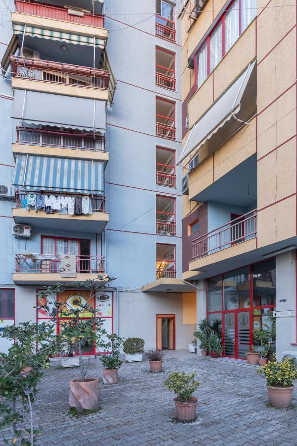 Exclusive 2 Bedrooms Apartment Tirana Exterior foto